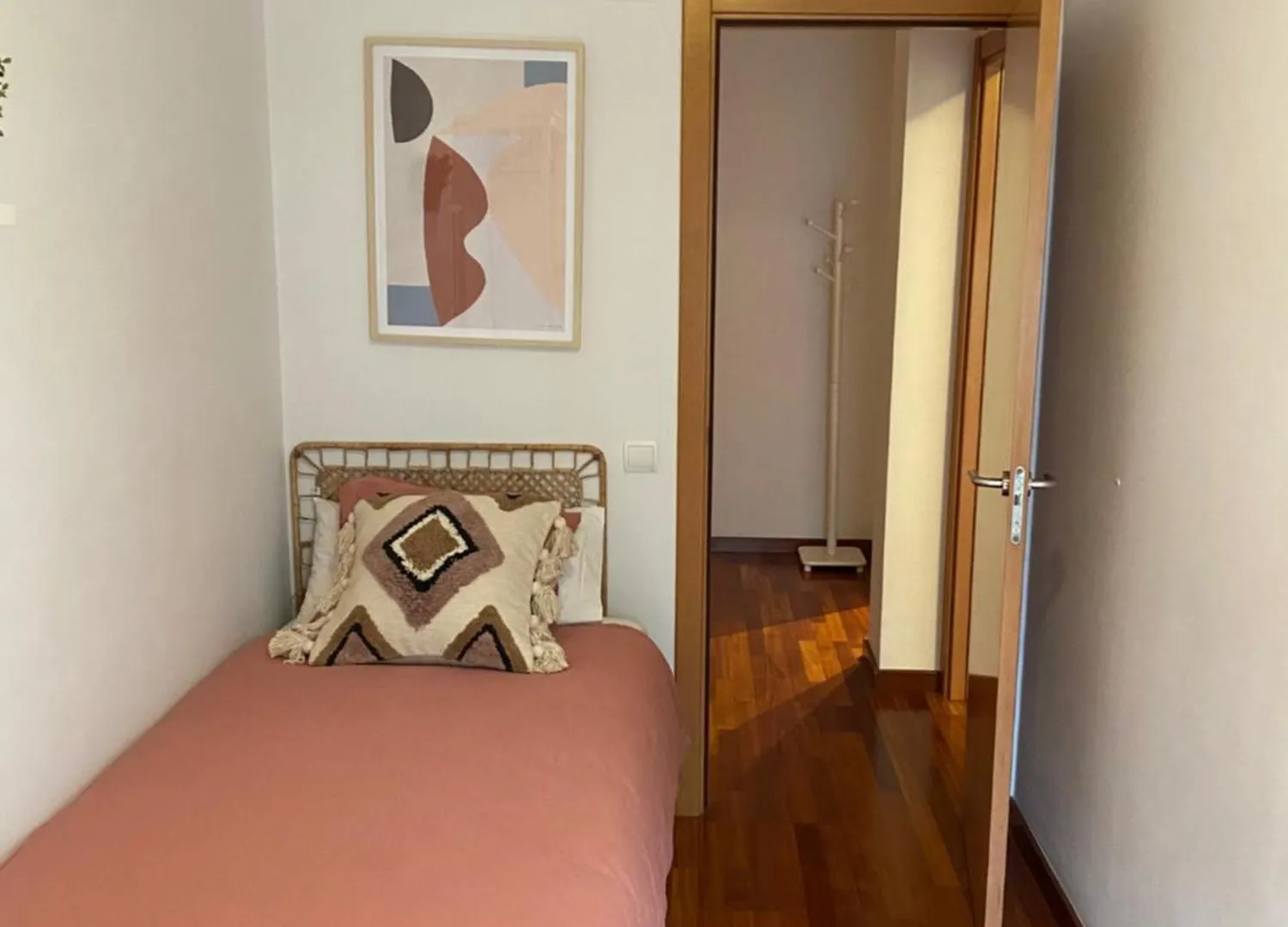 Mai&Maud Fira Apartment لوسبيتاليت دي يوبريغات